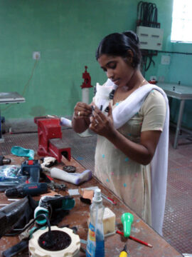 a l'atelier 3 - Copie - Copie